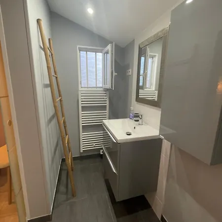 Fleurette L Aiguillon Ferienhaus *